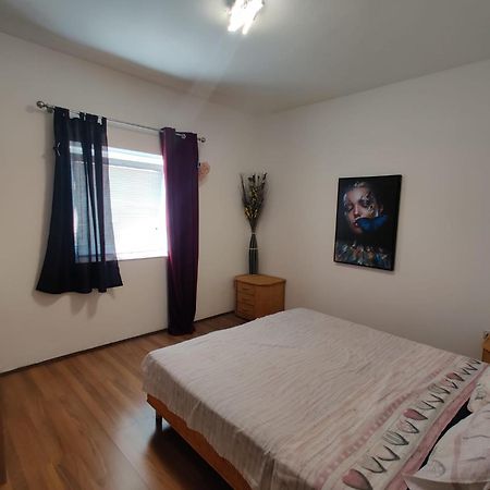 Apartments Pula With Private Parking Self Check In ภายนอก รูปภาพ