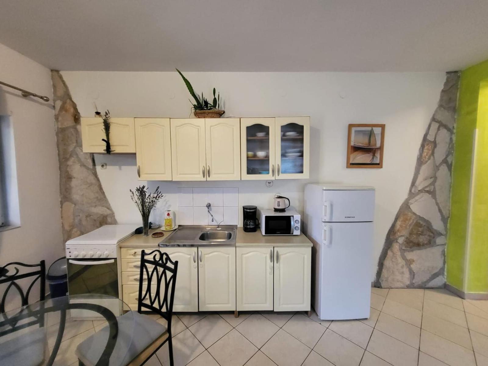 Apartments Pula With Private Parking Self Check In ภายนอก รูปภาพ